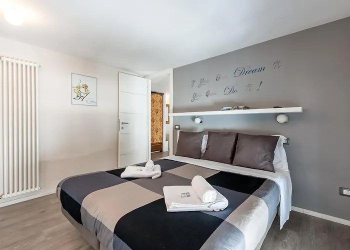 Апартаменты Modern Loft By The Tiber Irex *