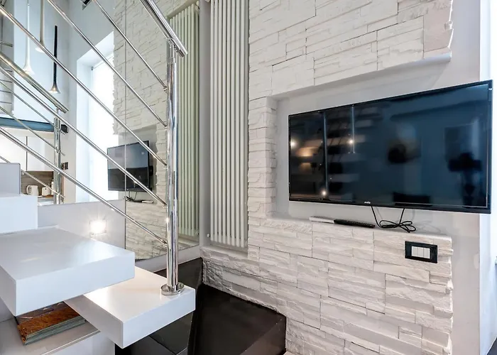 Modern Loft By The Tiber Irex Apartment